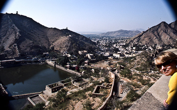 47302_SL_COLOR_INDIA_1987_14