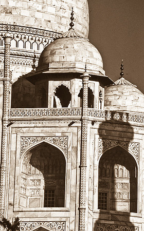 47286_SL_COLOR_INDIA_1987_11