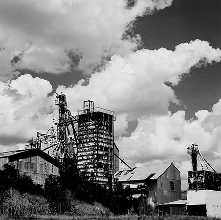 2454_B4P2_12_BW_SQ_STRONG_CITY_KANSAS_02_1.jpg