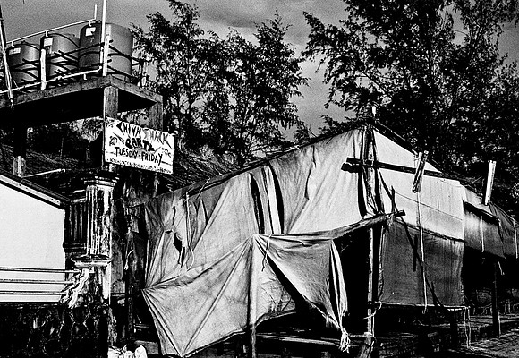 62462_2008_FM_BW_Cambodia_004-2