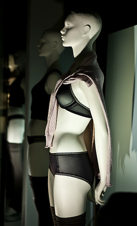 20080908_DVD32_DG_USA_Rodeo_Drive_LA_CA_6016_full_blead