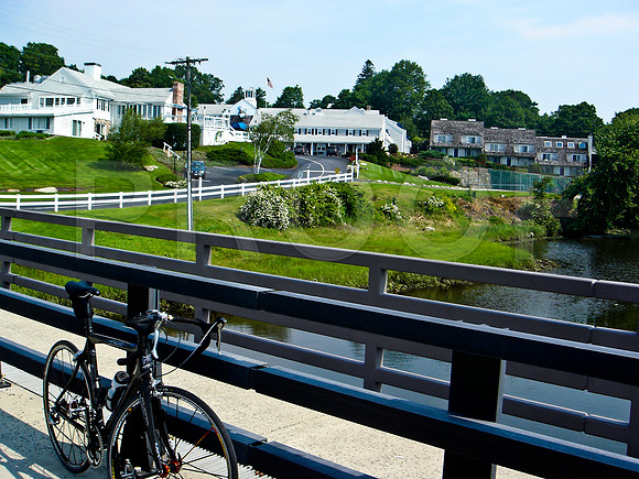 06593_DG_COLOR_STONINGTON_CONNECTICUT_CT_USA_2007_Sony_918_06