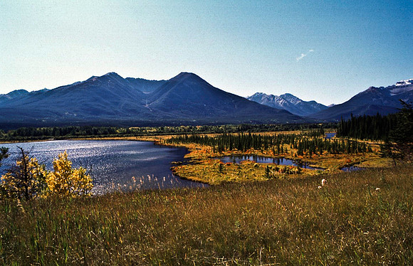 06838_B19_SL_COLOR_LAKE_LOUISE_TO_BANFF_BC_WS_97_15.jpg