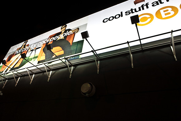 3132_DG_Poster_Billboard_Design_District_Miami_FL_5L8Y4508