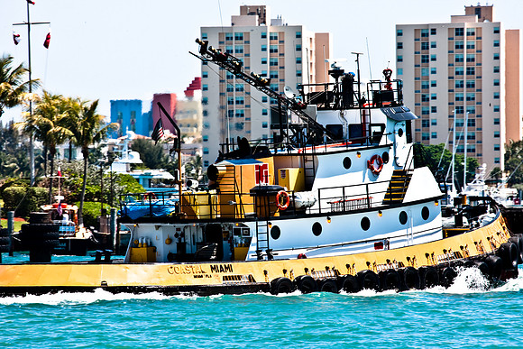 2702_DG_Port_MiamI_FL_5L8Y2326