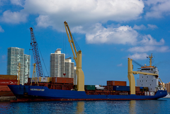 36152_DG_Color_USA_Miami_FL_Related_Group_Port_of_MiamiZV4N5192