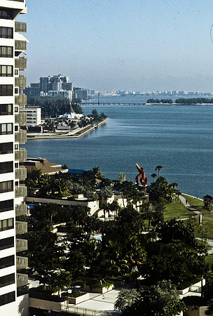 47364_B3_SL_COLOR_SURROUNDINGS_NE_97_09.jpg