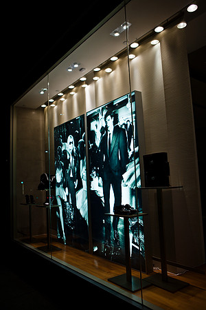 20080908_DVD32_DG_USA_Rodeo_Drive_LA_CA_6095_full_blead