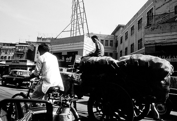 47289_SL_COLOR_INDIA_1987_18