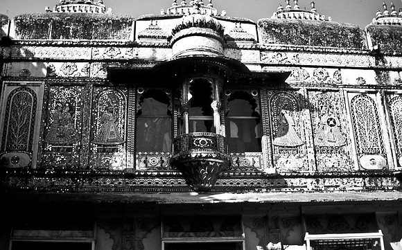 47272_SL_COLOR_INDIA_1987_2