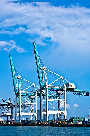85493_ZV4N7101_Miami_FL_20070818_Port