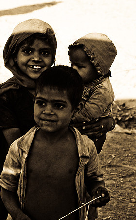 47300_SL_COLOR_INDIA_1987_11