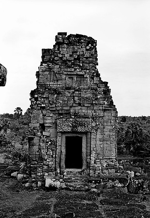 62456_2008_FM_BW_Temples_SlemReap_Cambodia_037