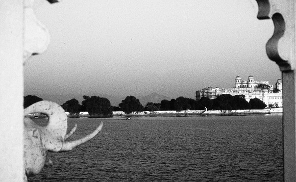 47262_SL_COLOR_INDIA_1987_14