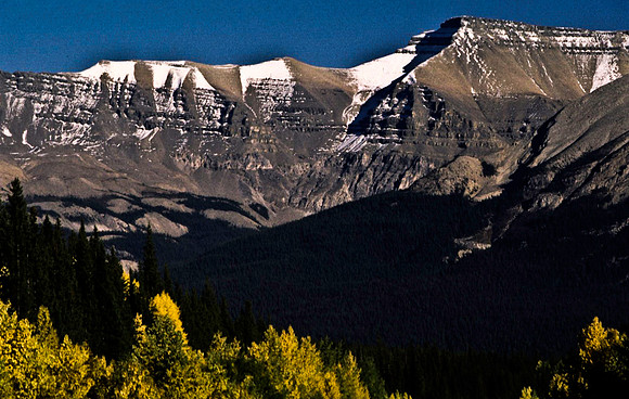 06836_B19_SL_COLOR_ATHABASCA_FALLS_ONE_OF_JASPER_NAT_PARK_BC_WS_97_11.jpg