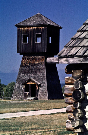 06839_B19_SL_COLOR_BANFF_TO_RADISSON_HOT_SPRINGS_TO_FORT STEEL_HWY93_95_BC_WS_97_19.jpg