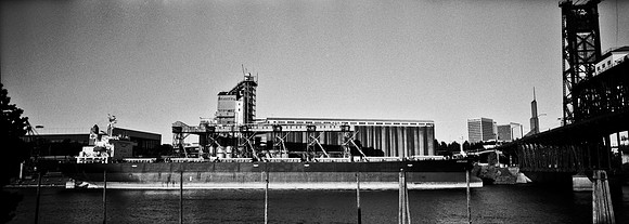 6048_FM_BW_XPAND_CA_05_8.jpg