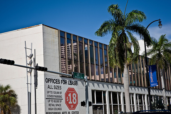 3105_DG_Biscayne_North_Miami_Avenue_Miami_FL_5L8Y7545