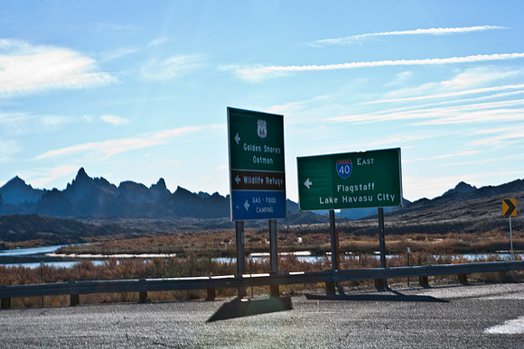 06647_DG_COLOR_ROUTE_66_TO_OATMAN_ARIZONA_AZ_USA_2007_ZV4N_868