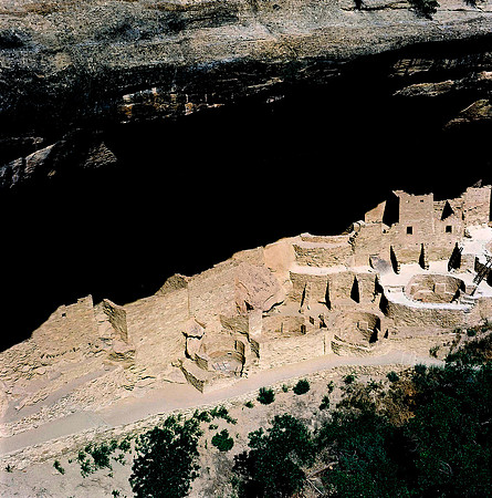 36048_Color_SQ_Messa_Verde_NP_Monument_CO_2003_3.jpg