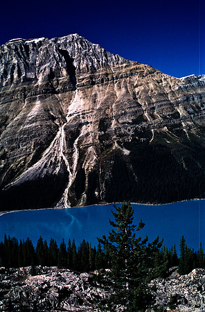 06830_B19_SL_COLOR_LAKE_MORAINE_TO_PEY_TO_LAKE_BOW_SUMMIT_BANFF_NAT_PARK_BC_WS_97_11.jpg