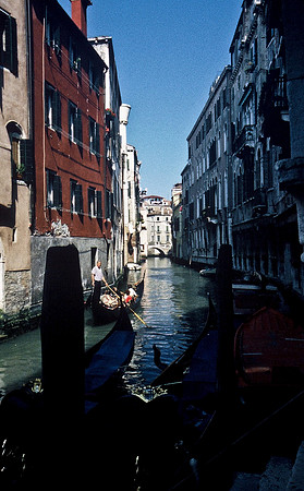 3820_SL_COLOR_AROUND_THE_WORLD_IN_8_MONTHS_APRIL_2000