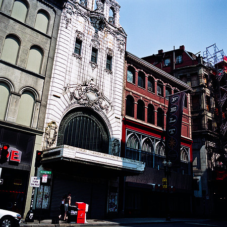 2285_FM_COLOR_AZ_02_6.jpg