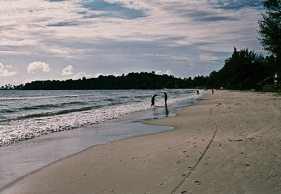 62462_2008_FM_Color_Cambodia_016
