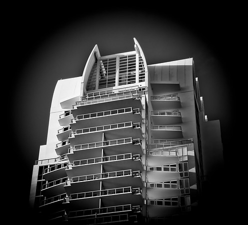 3807_DG_Miami_Beach_FL_5L8Y4700