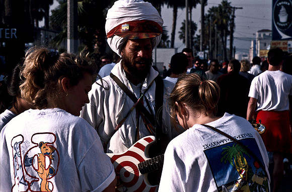 47942_B17_SL_COLOR_VENICE_CA_97_10.jpg