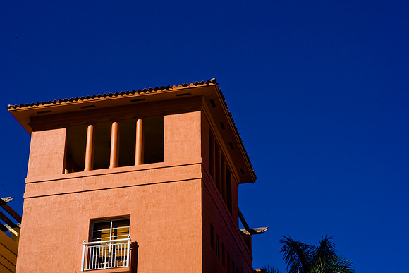 36136_DG_Color_USA_Miami_Beach_FL_Related_GroupZV4N0436