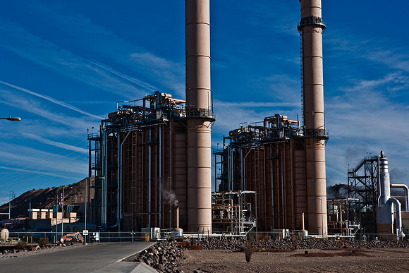 06647_DG_COLOR_ROUTE_66_NEEDLES_TO_MOHAVE_VALLEY_CALIFORNIA_CA_USA_2007_ZV4N_820