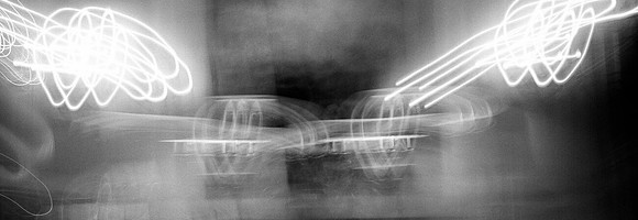 7675_B1_FM_BW_LIGHT_IN_MOTION_FL_17.tif