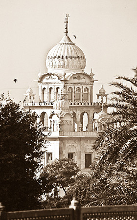 47304_SL_COLOR_INDIA_1987_11