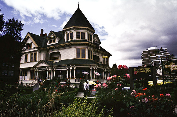 2546_SL_BOX_I_COLOR_OVKA_VICTORIA_CANADA_13