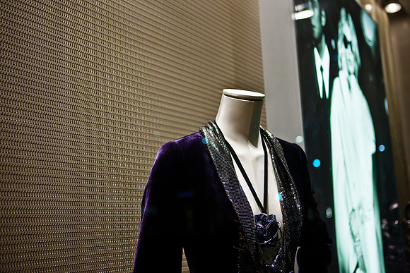20080908_DVD32_DG_USA_Rodeo_Drive_LA_CA_6081_full_blead