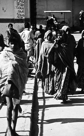 47263_SL_COLOR_INDIA_1987_19