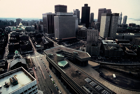 47368_B3_SL_COLOR_SURROUNDINGS_NE_97_19.jpg
