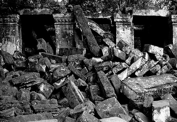 62456_2008_FM_BW_Temples_SlemReap_Cambodia_006