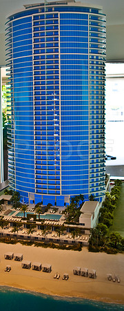 3003_20090402-Trump_Related_Hollywood_FL_5L8Y1737