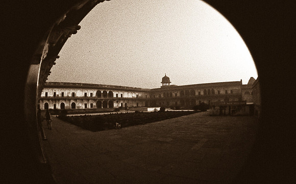 47302_SL_COLOR_INDIA_1987_1