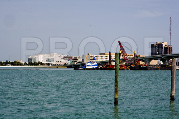 84691_2008_DG_Color_USA_Miami_FL_ZV4N2008