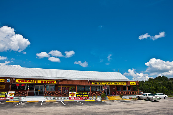 0014_DG_St_Cloud_FL_USA_2009_5L8Y0116
