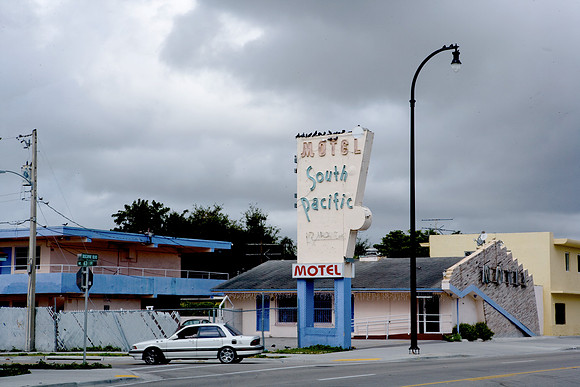 36155_DG_Color_USA_Miami_FL_Biscayne_BlvdZV4N6326_Oasis_Biscayne_BLV_Related