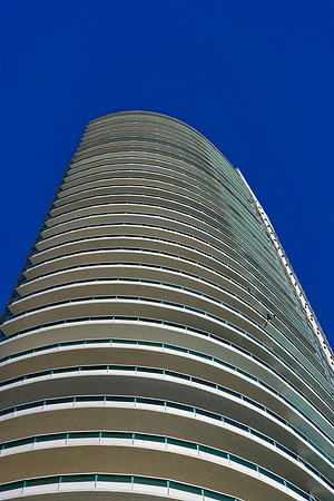 36136_DG_Color_USA_Miami_Beach_FL_Related_GroupZV4N0461