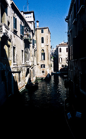 3821_SL_COLOR_AROUND_THE_WORLD_IN_8_MONTHS_APRIL_2000_2