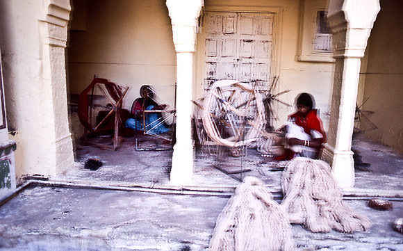 47297_SL_COLOR_INDIA_1987_5