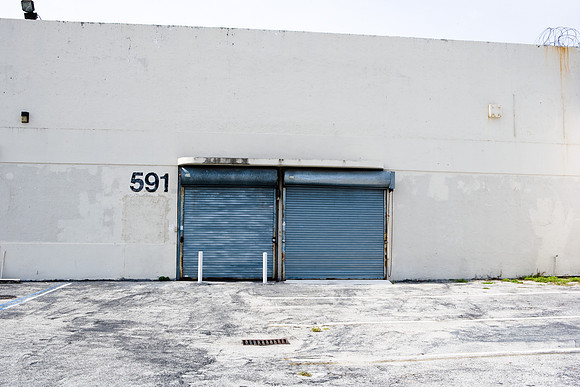 85771_ZV4N5972_film_Miami_FL_USA
