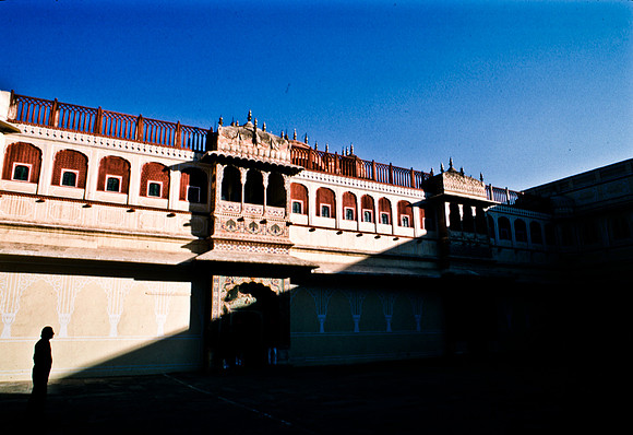 47280_SL_COLOR_INDIA_1987_11