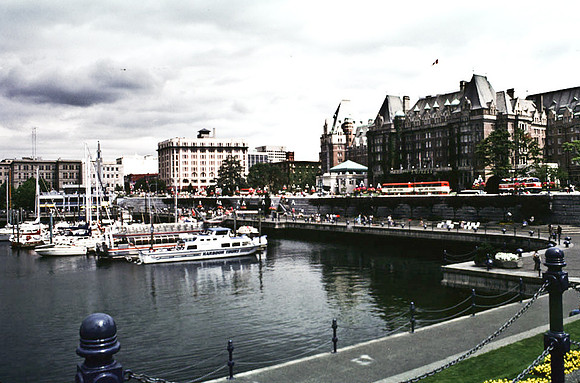 2546_SL_BOX_I_COLOR_OVKA_VICTORIA_CANADA_11
